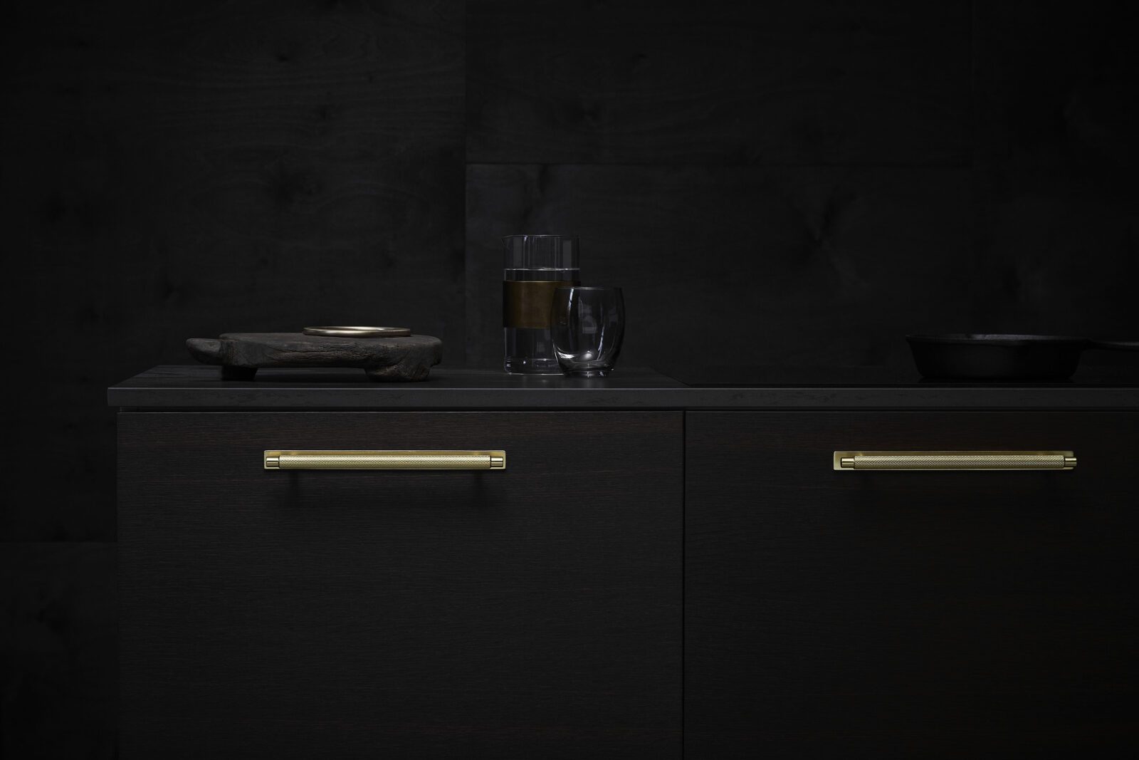 Manor back_549020192-34_06