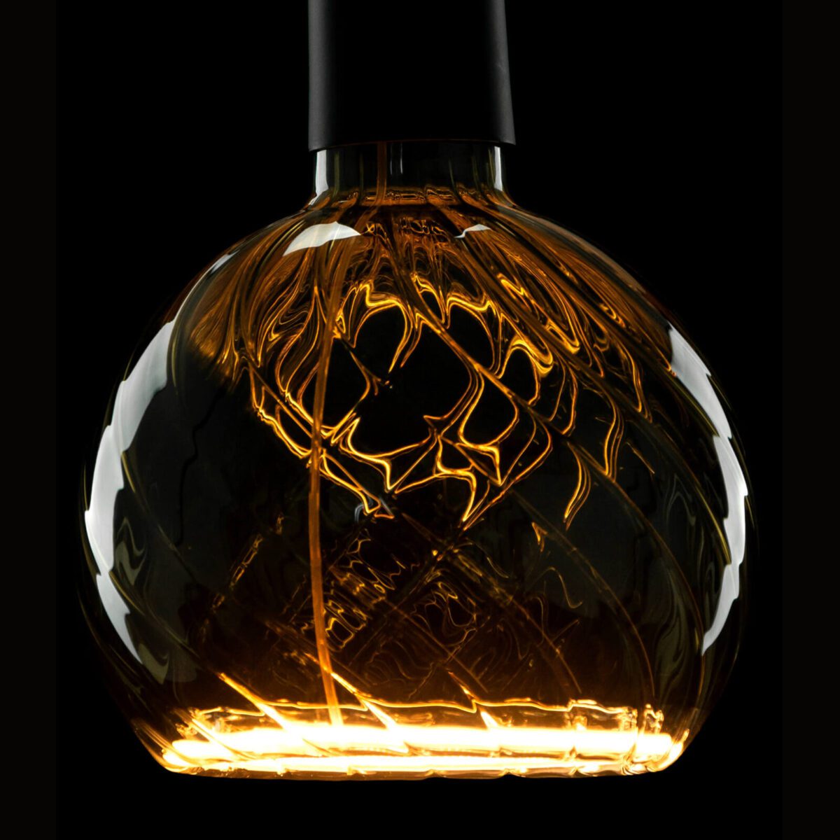 55059-on-1-floating-line-led-floating-globe-150-twisted-smokey-grau-e27-segula-gmbh