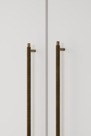 Manor Long Antique Brass