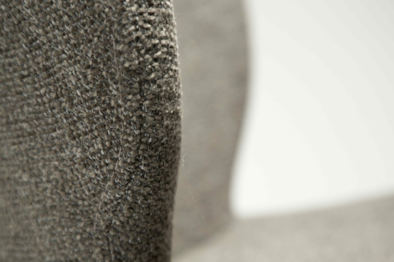 glory-counter-swivel-pebble-earth-boucle-w-black-swivel-legs_300330125-06-detail2