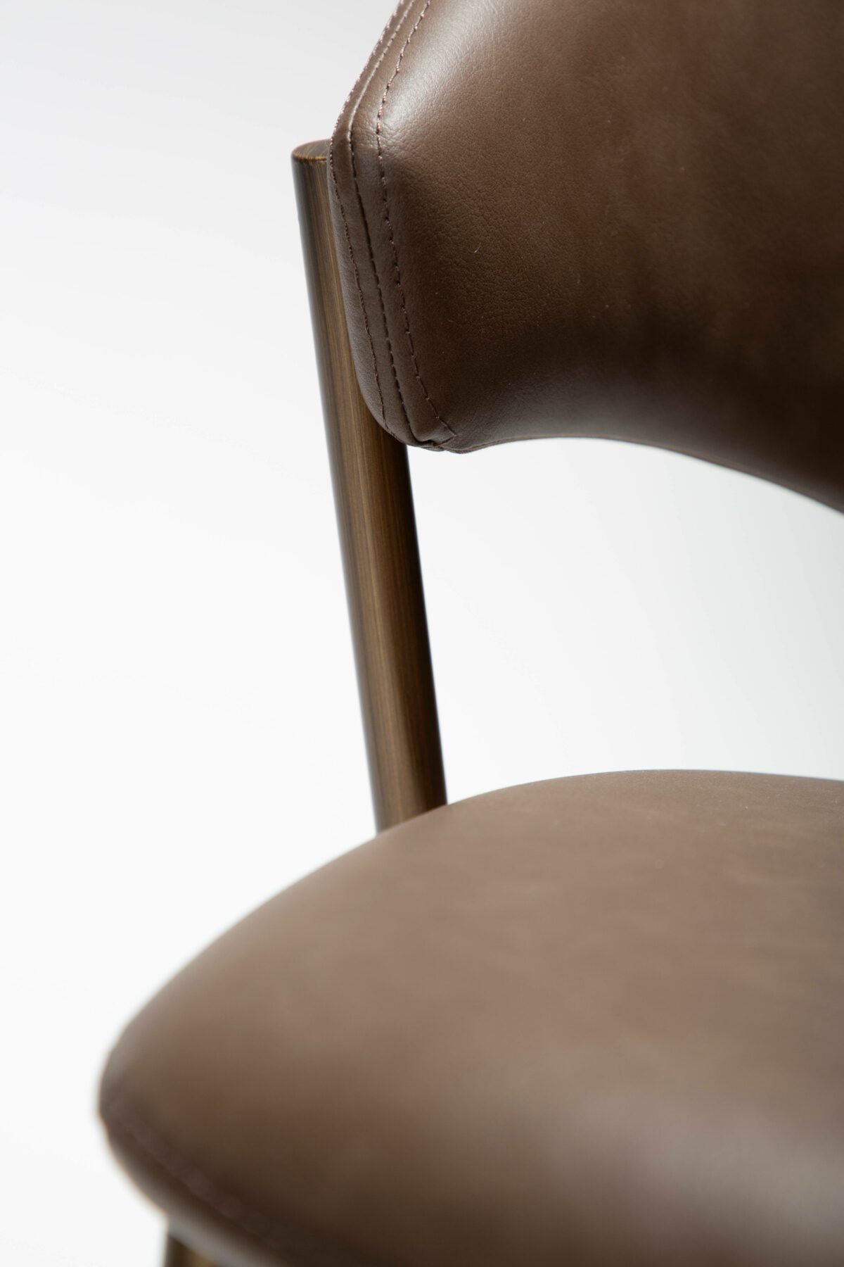 zone-chair-major-brown-faux-leather-w-antique-brass-legs_100107400-06-detail1