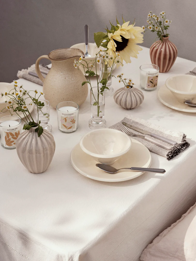 The Amalie Vase Fawn on in a table setting