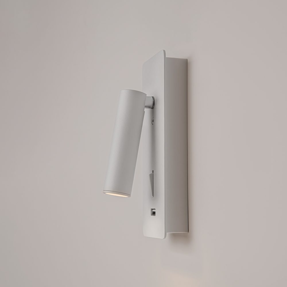 white adjustable wall reading light with USB port, modern bedside spotlight