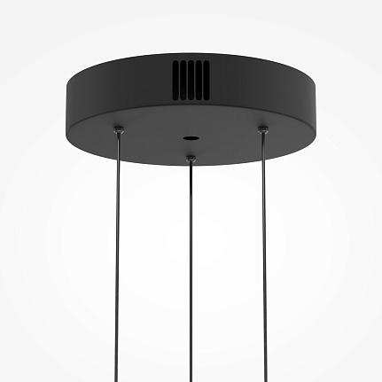 bassa-pendant-light-champagne-base Bassa Pendant Light – Champagne with rounded champagne glass shade and slim black suspension.
