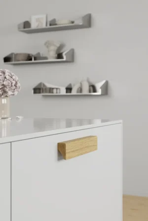 Baum Handle – Clear Lacquered Oak