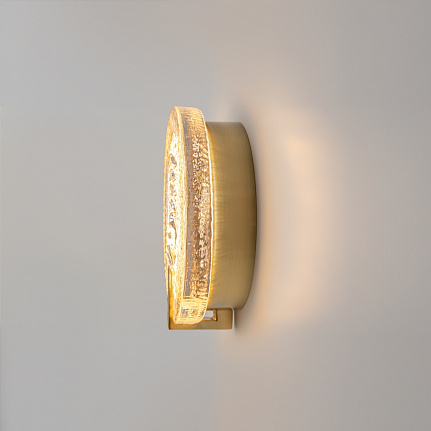 Regatta Textured Glass Wall Light – Gold Small with circular glass shade and warm gold detailing.